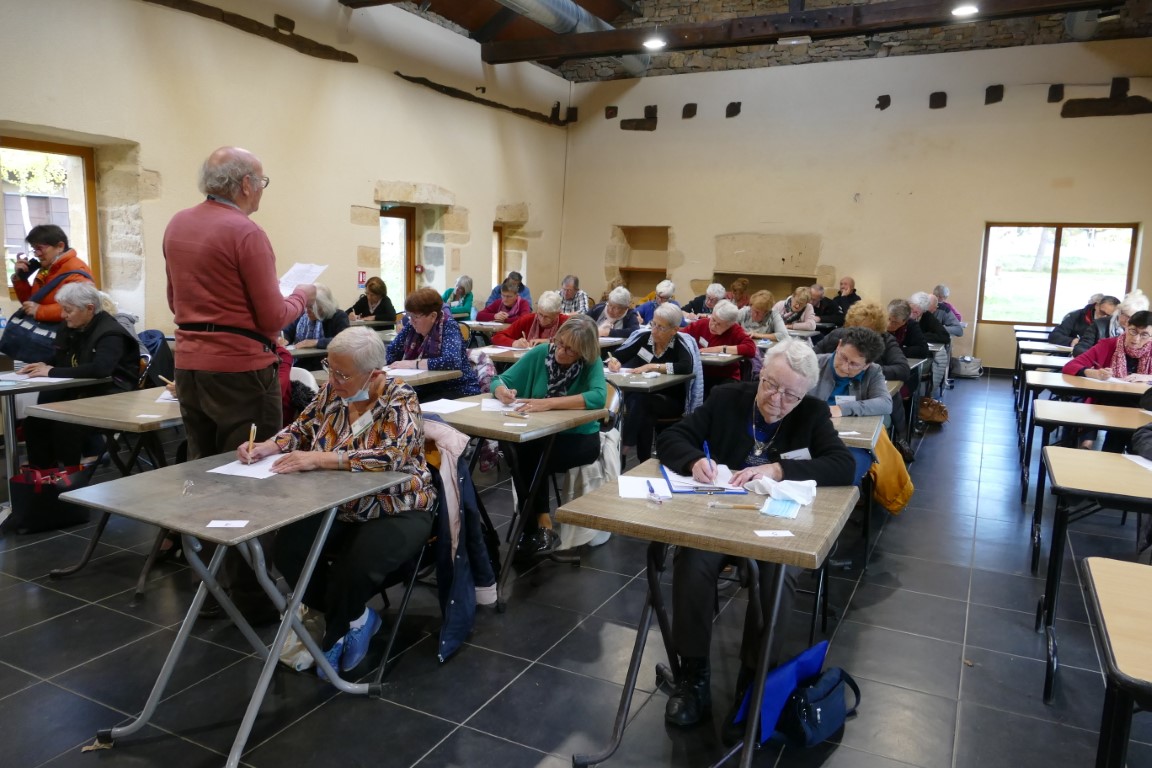 Monsieur Frysou pendant la dictée